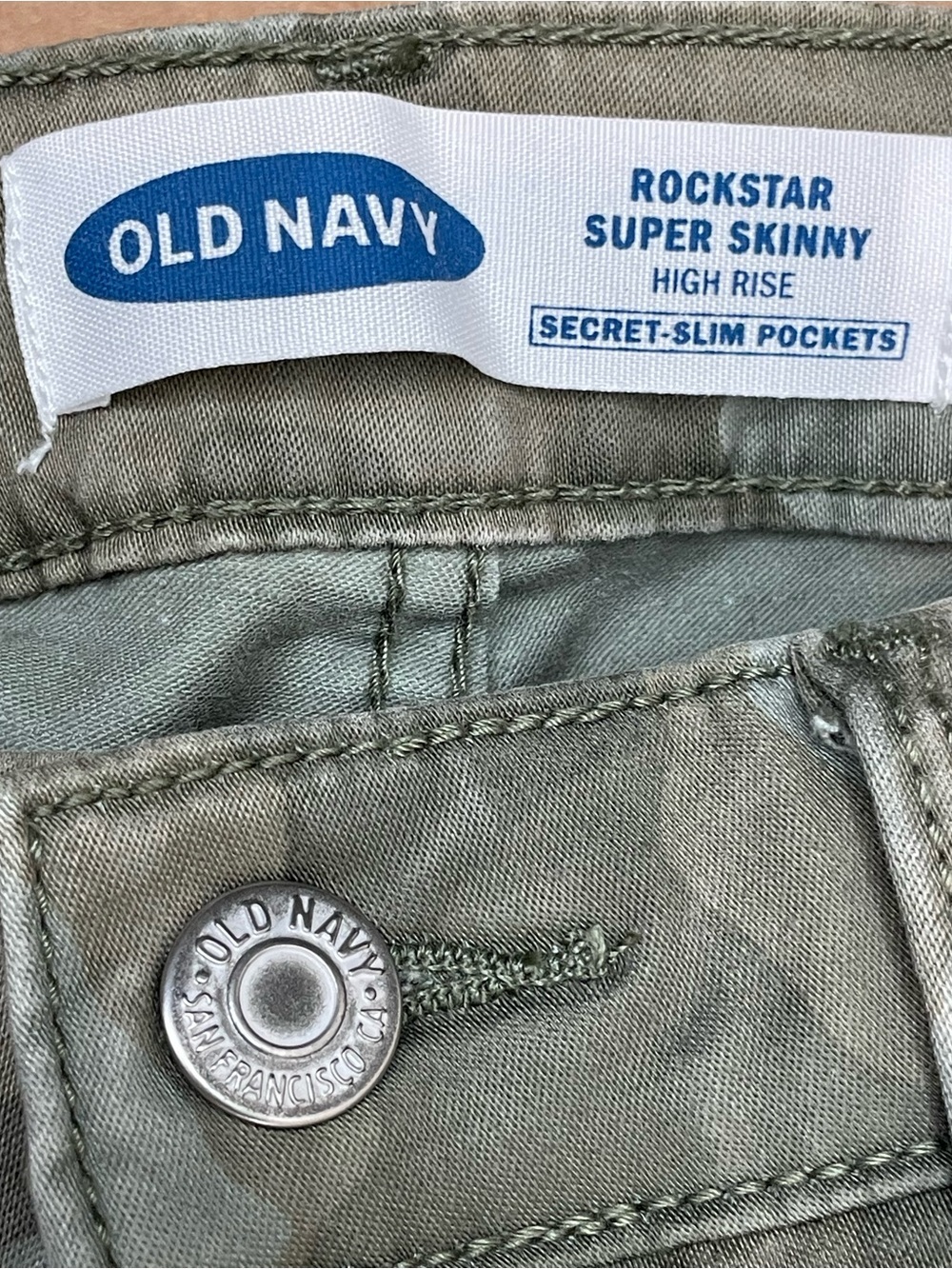Old Navy Y2K RockStar Super Skinny High Rise Pants - sz 2 Cargo Army Camo Olive - Picture 2 of 9